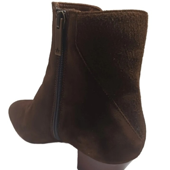 Aquatalia Women's Ankle Suede Booties Size 8.5 - Picture 7 of 16